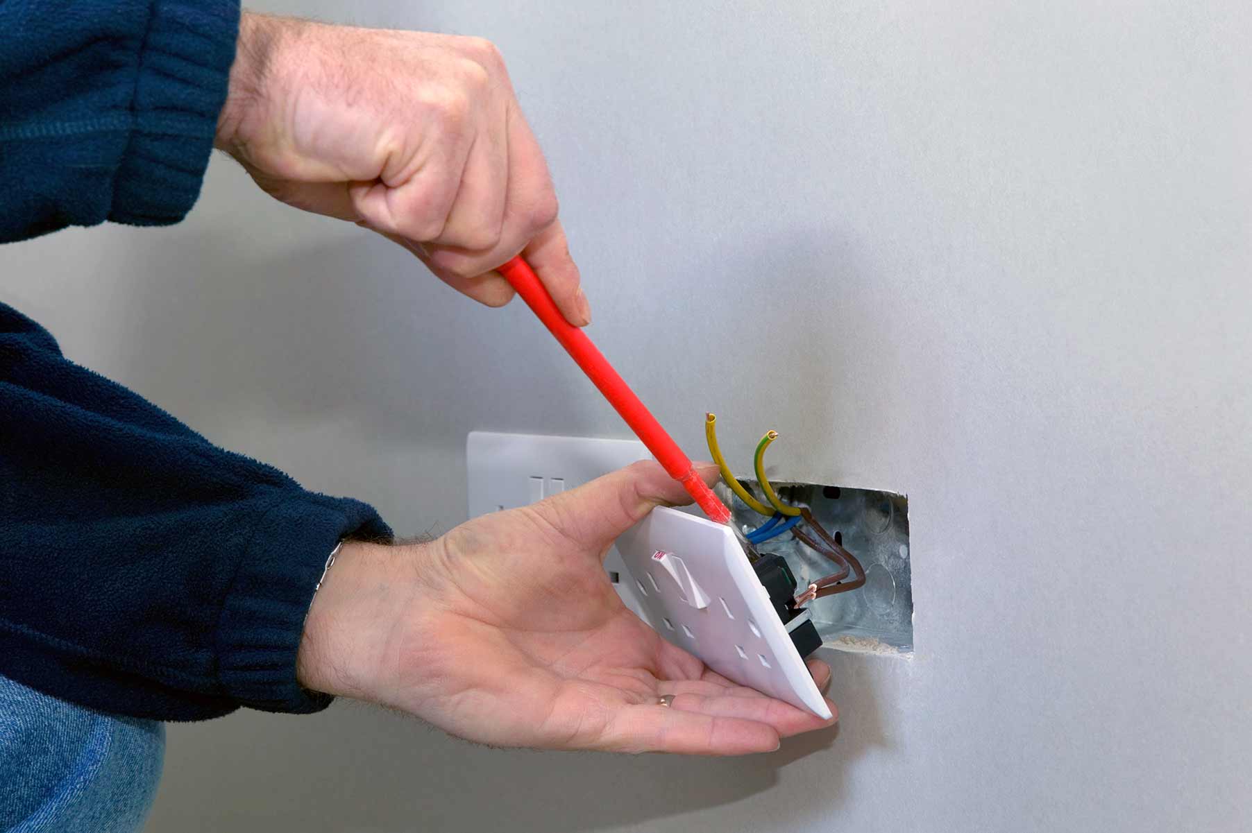 Our electricians can install plug sockets for domestic and commercial proeprties in Annfield Plain and the local area. 